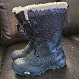 Girls northface boots